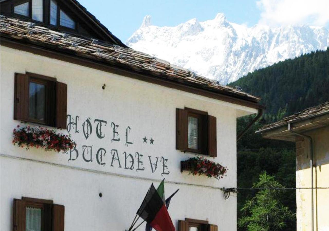 Hotel Bucaneve Pré-Saint-Didier Exterior foto